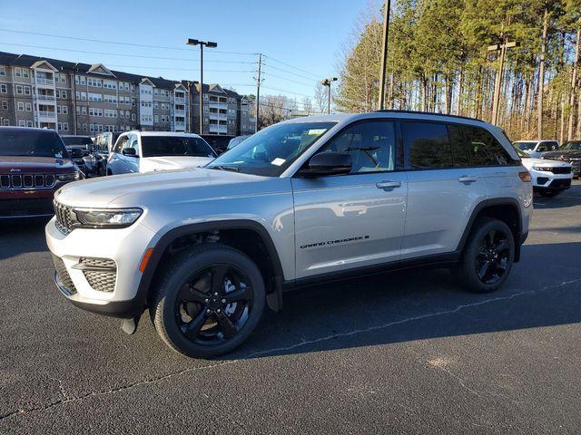 new 2025 Jeep Grand Cherokee car, priced at $42,556