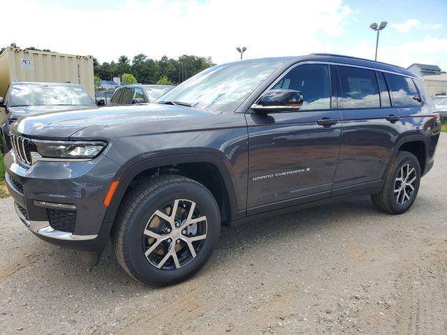 new 2024 Jeep Grand Cherokee L car, priced at $43,459