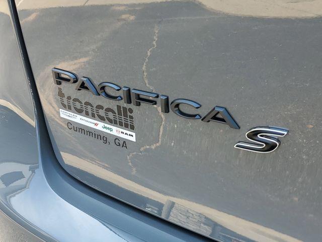 new 2025 Chrysler Pacifica car, priced at $49,934