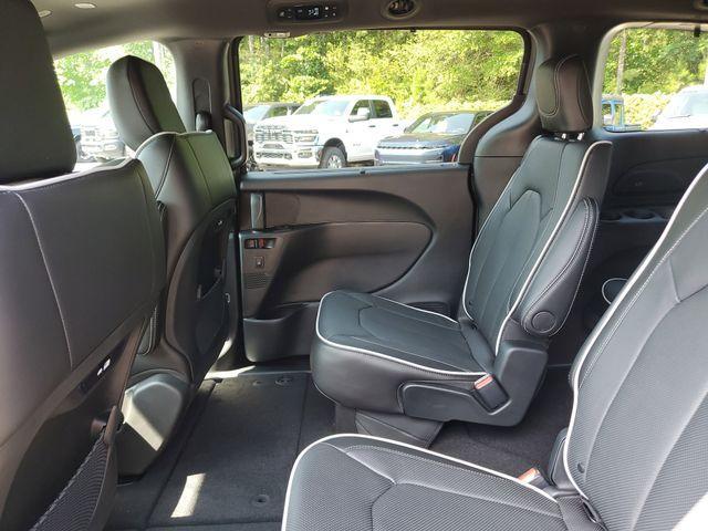 new 2025 Chrysler Pacifica car, priced at $49,934