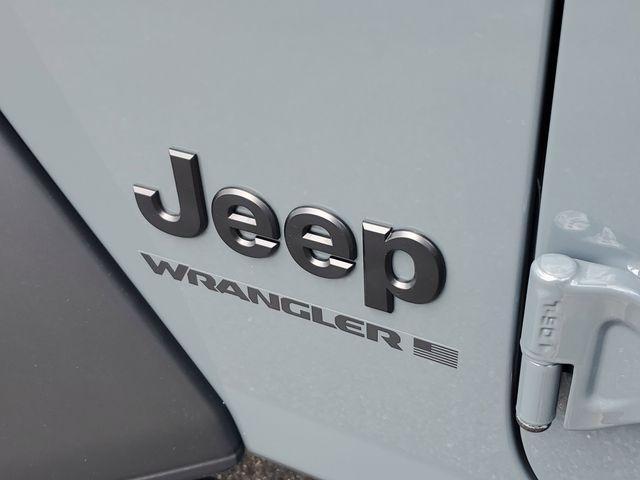 new 2025 Jeep Wrangler car, priced at $41,510