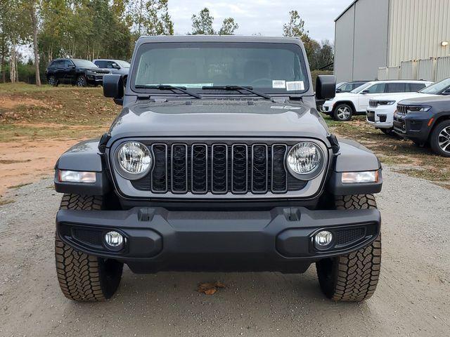 new 2025 Jeep Gladiator car, priced at $39,445