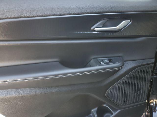 used 2025 Jeep Grand Cherokee L car, priced at $32,450