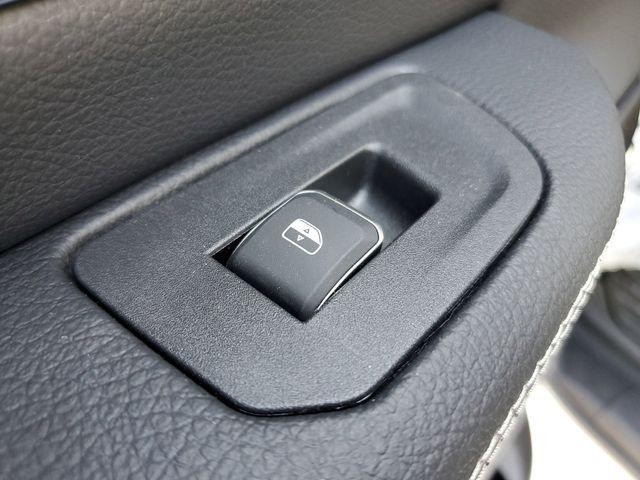 new 2025 Ram 1500 car, priced at $62,281