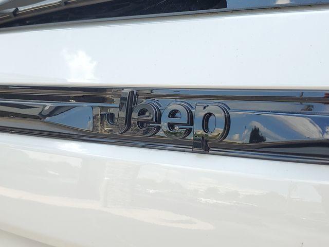 new 2025 Jeep Grand Cherokee car, priced at $43,801