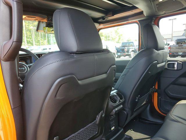 new 2025 Jeep Wrangler car, priced at $53,951