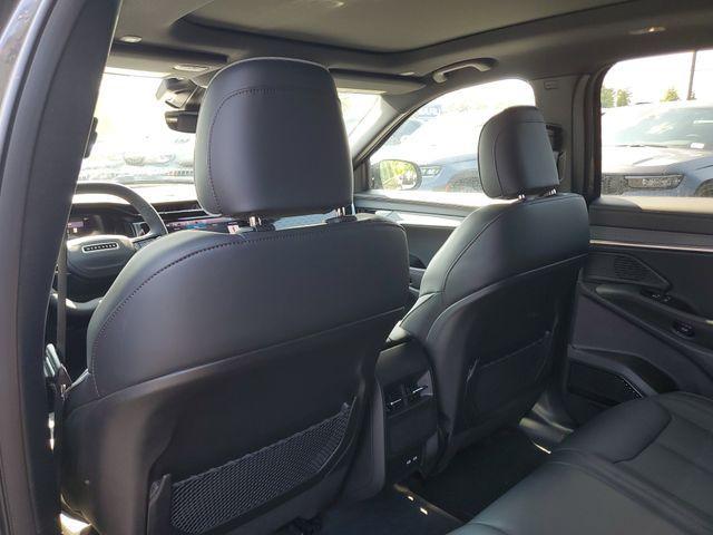 new 2025 Jeep Wagoneer S car, priced at $43,424