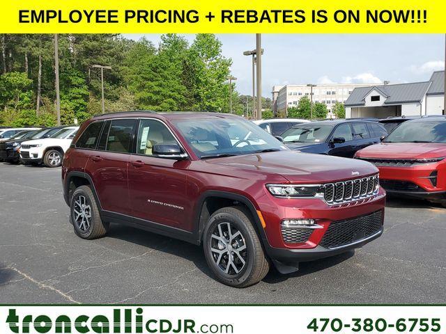 new 2025 Jeep Grand Cherokee car, priced at $44,071