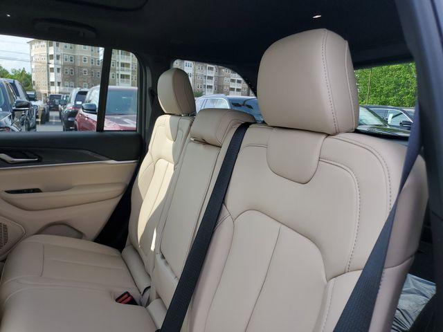 new 2025 Jeep Grand Cherokee car, priced at $44,071