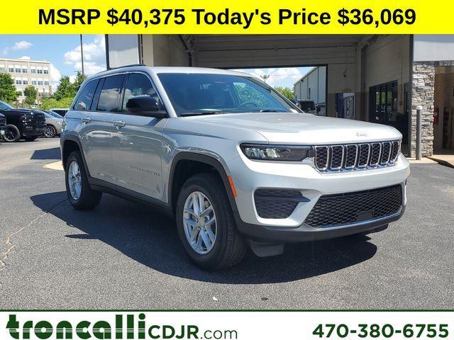 new 2025 Jeep Grand Cherokee car, priced at $36,069