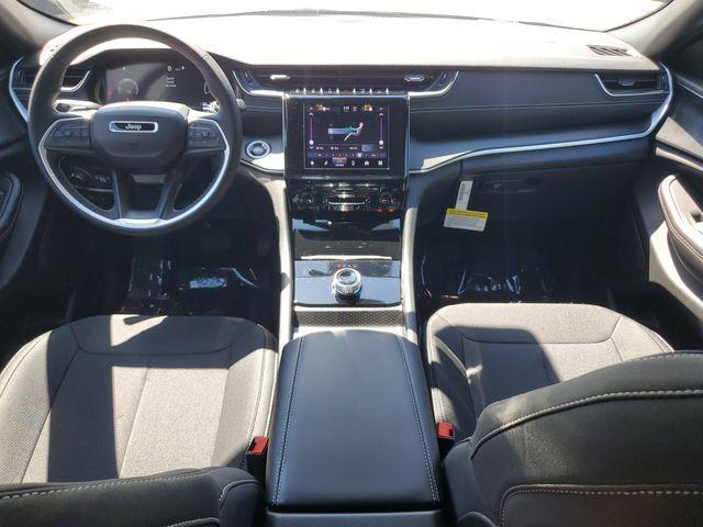 new 2025 Jeep Grand Cherokee car, priced at $36,069