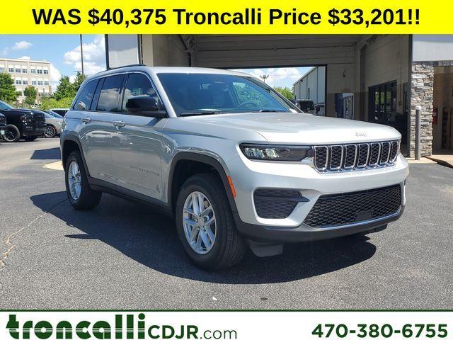 new 2025 Jeep Grand Cherokee car, priced at $33,201