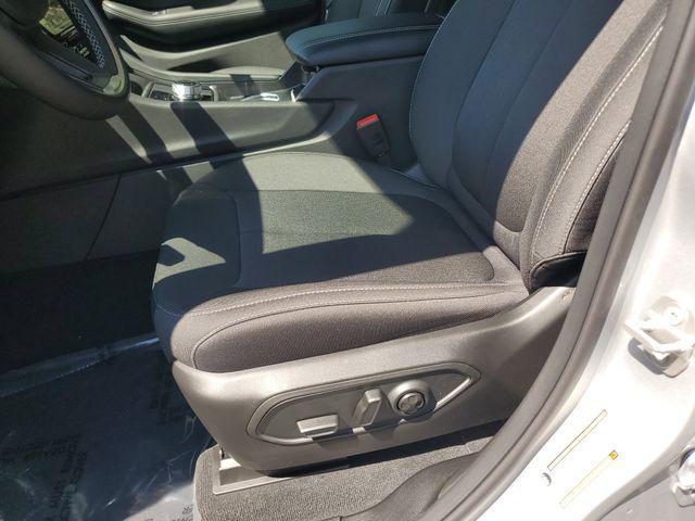 new 2025 Jeep Grand Cherokee car, priced at $36,069