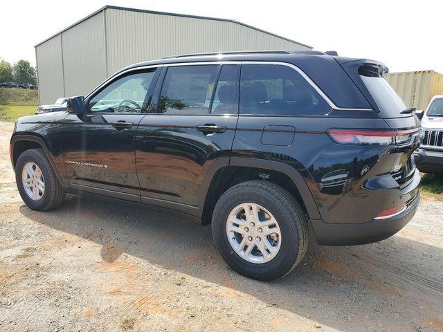 new 2024 Jeep Grand Cherokee car, priced at $33,632