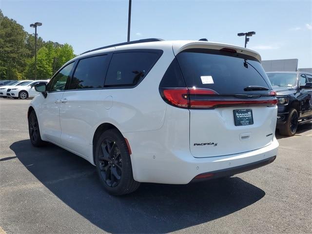 new 2024 Chrysler Pacifica car, priced at $48,000
