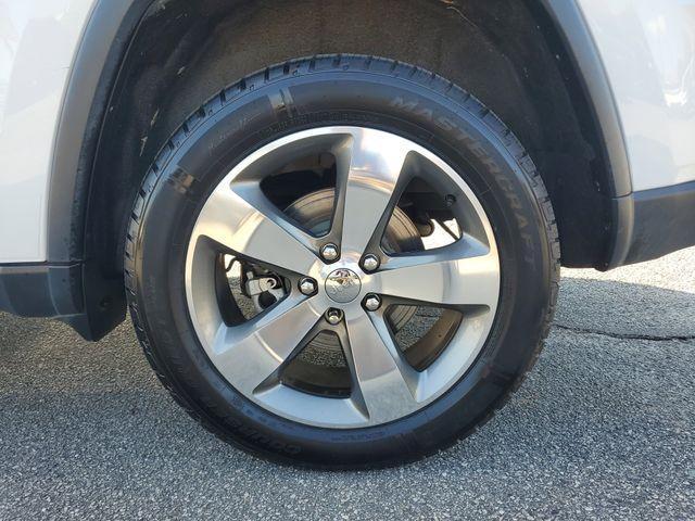 used 2016 Jeep Grand Cherokee car, priced at $12,250