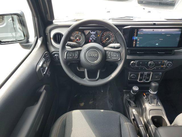 new 2025 Jeep Gladiator car, priced at $46,068