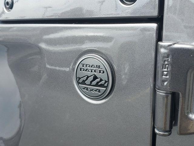 new 2025 Jeep Gladiator car, priced at $43,850
