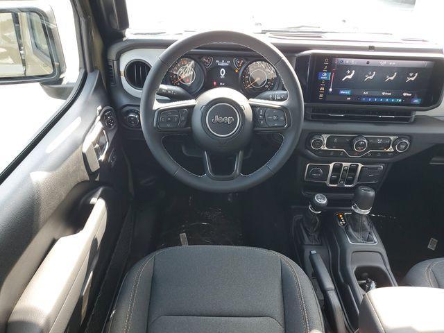 new 2025 Jeep Gladiator car, priced at $42,552