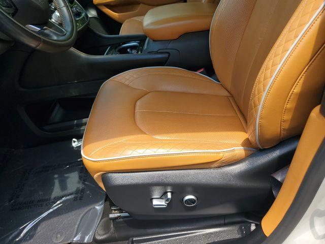 used 2021 Chrysler Pacifica Hybrid car, priced at $29,998