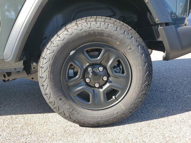 new 2026 Jeep Wrangler car, priced at $33,174