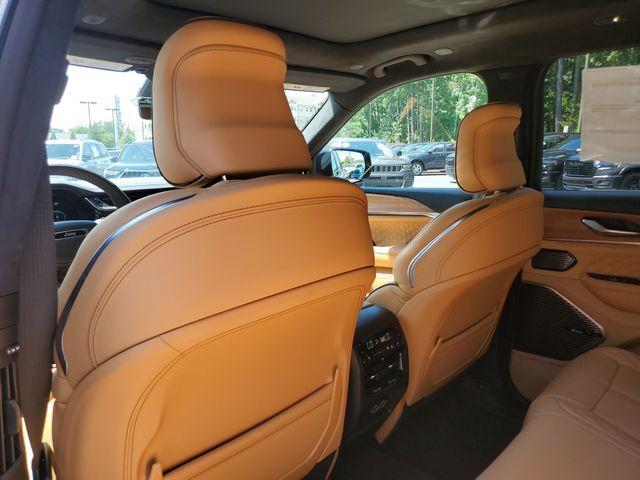 new 2025 Jeep Grand Cherokee car, priced at $61,806