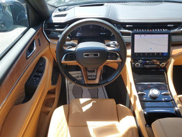 new 2025 Jeep Grand Cherokee car, priced at $61,806