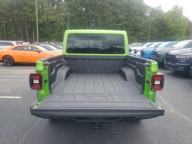 new 2025 Jeep Gladiator car, priced at $53,522