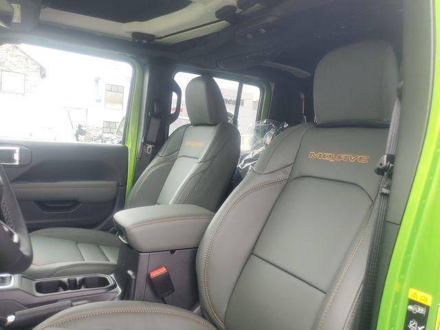 new 2025 Jeep Gladiator car, priced at $53,522
