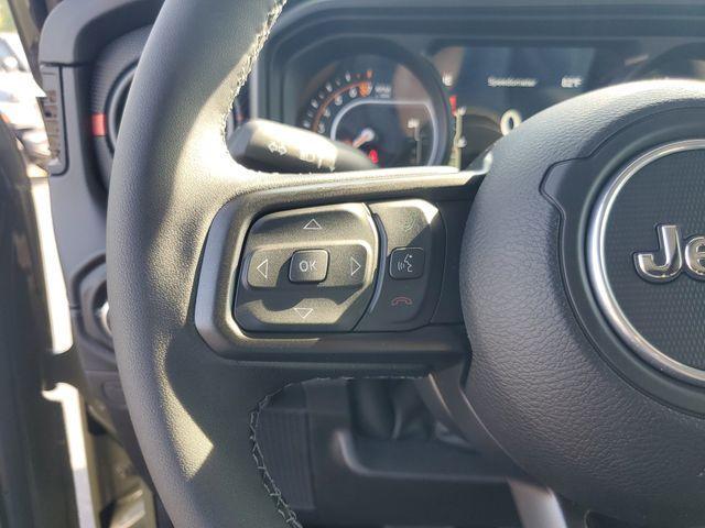 new 2025 Jeep Gladiator car, priced at $52,730
