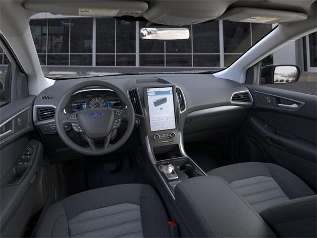 new 2024 Ford Edge car, priced at $33,132