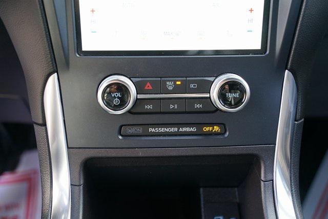 used 2023 Ford Edge car, priced at $30,155