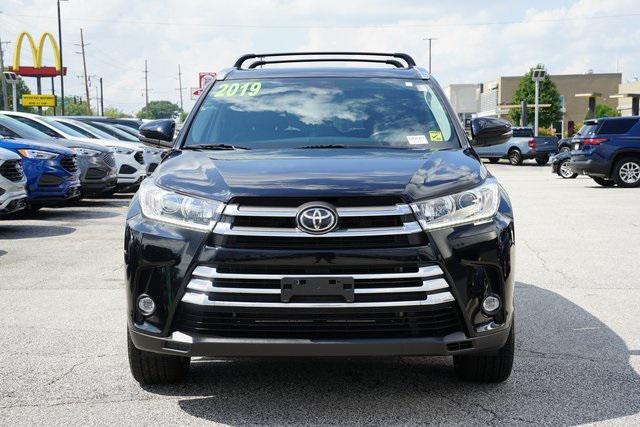 used 2019 Toyota Highlander car, priced at $28,999