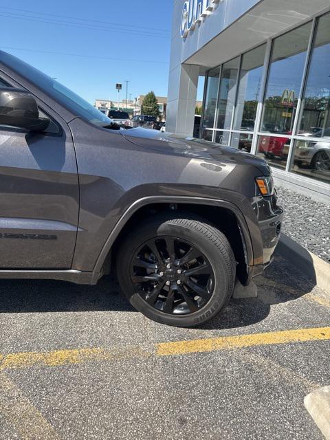 used 2019 Jeep Grand Cherokee car, priced at $25,924