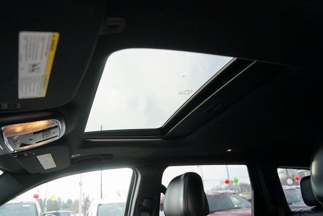 used 2019 Jeep Grand Cherokee car, priced at $15,495