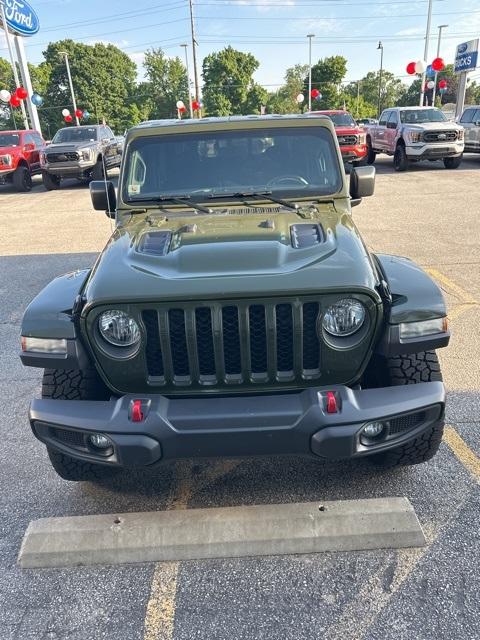 used 2022 Jeep Gladiator car, priced at $41,555