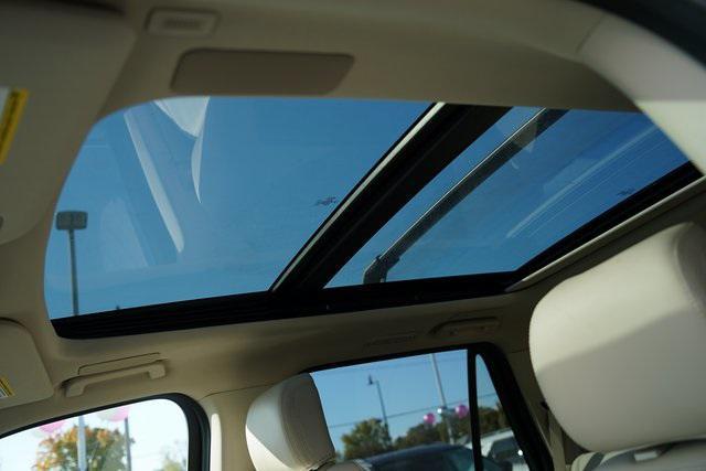 used 2023 Ford Expedition car, priced at $52,041