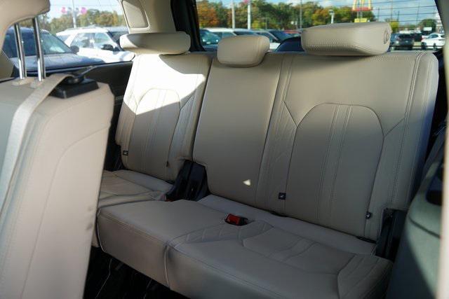 used 2023 Ford Expedition car, priced at $52,041