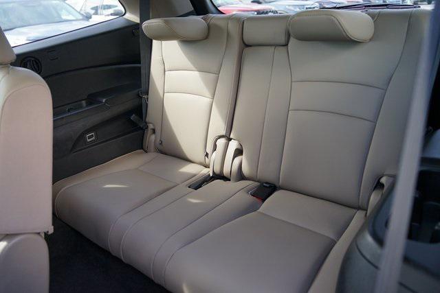 used 2019 Honda Pilot car, priced at $24,237