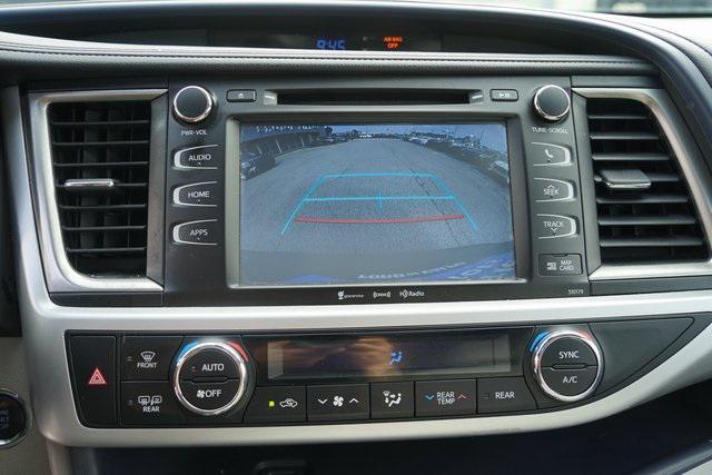 used 2018 Toyota Highlander car, priced at $21,695