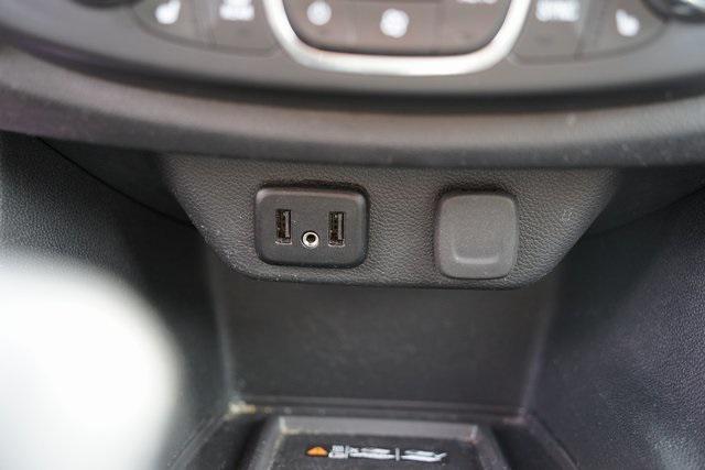 used 2023 Chevrolet Traverse car, priced at $30,695
