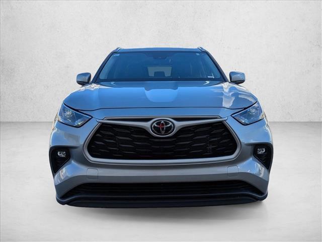 used 2024 Toyota Highlander car, priced at $36,399