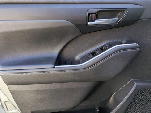 used 2024 Toyota Highlander car, priced at $36,399