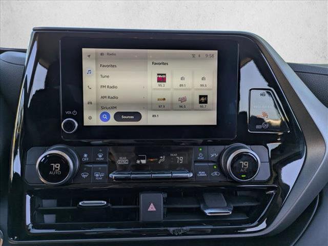 used 2023 Toyota Highlander car, priced at $31,999