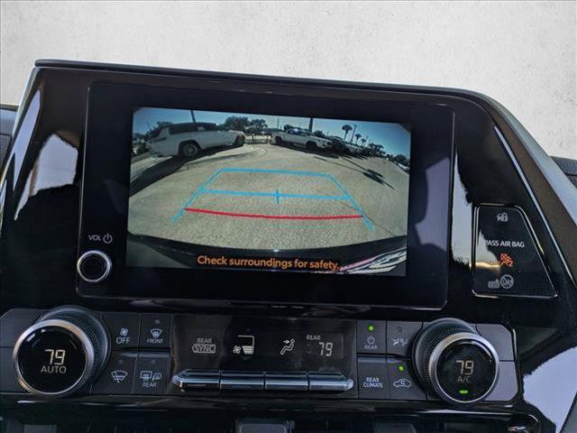 used 2023 Toyota Highlander car, priced at $31,999