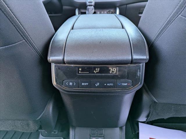 used 2023 Toyota Highlander car, priced at $31,999