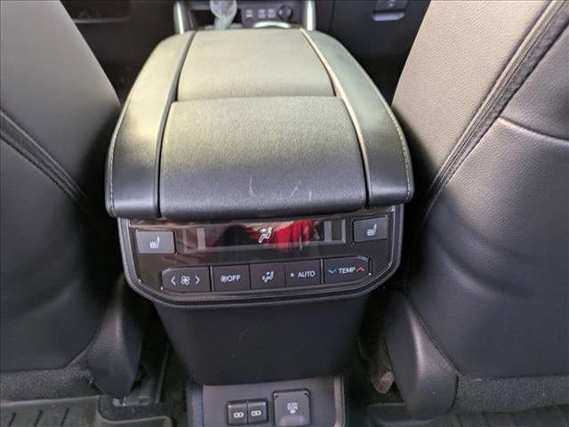 used 2024 Toyota Highlander car, priced at $41,997