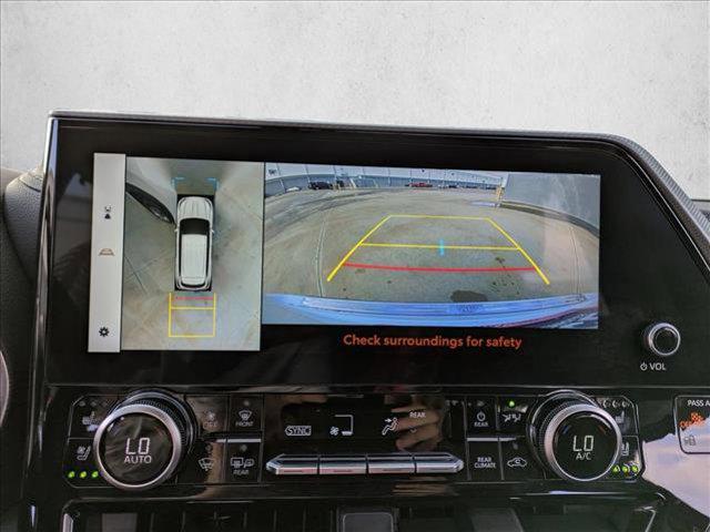 used 2024 Toyota Highlander car, priced at $41,997