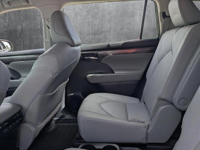 used 2020 Toyota Highlander car, priced at $36,599