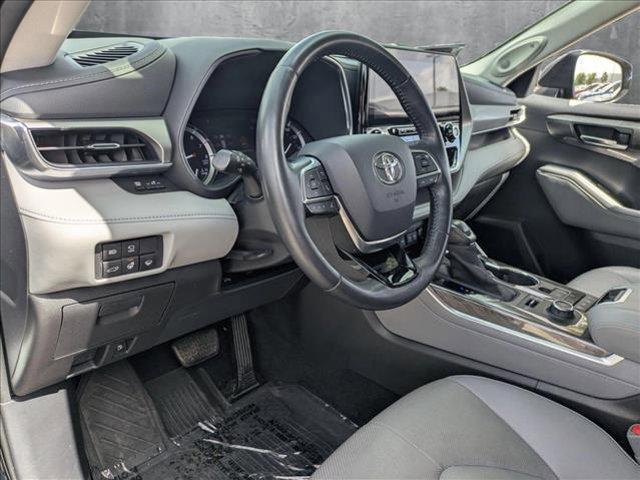 used 2020 Toyota Highlander car, priced at $36,599